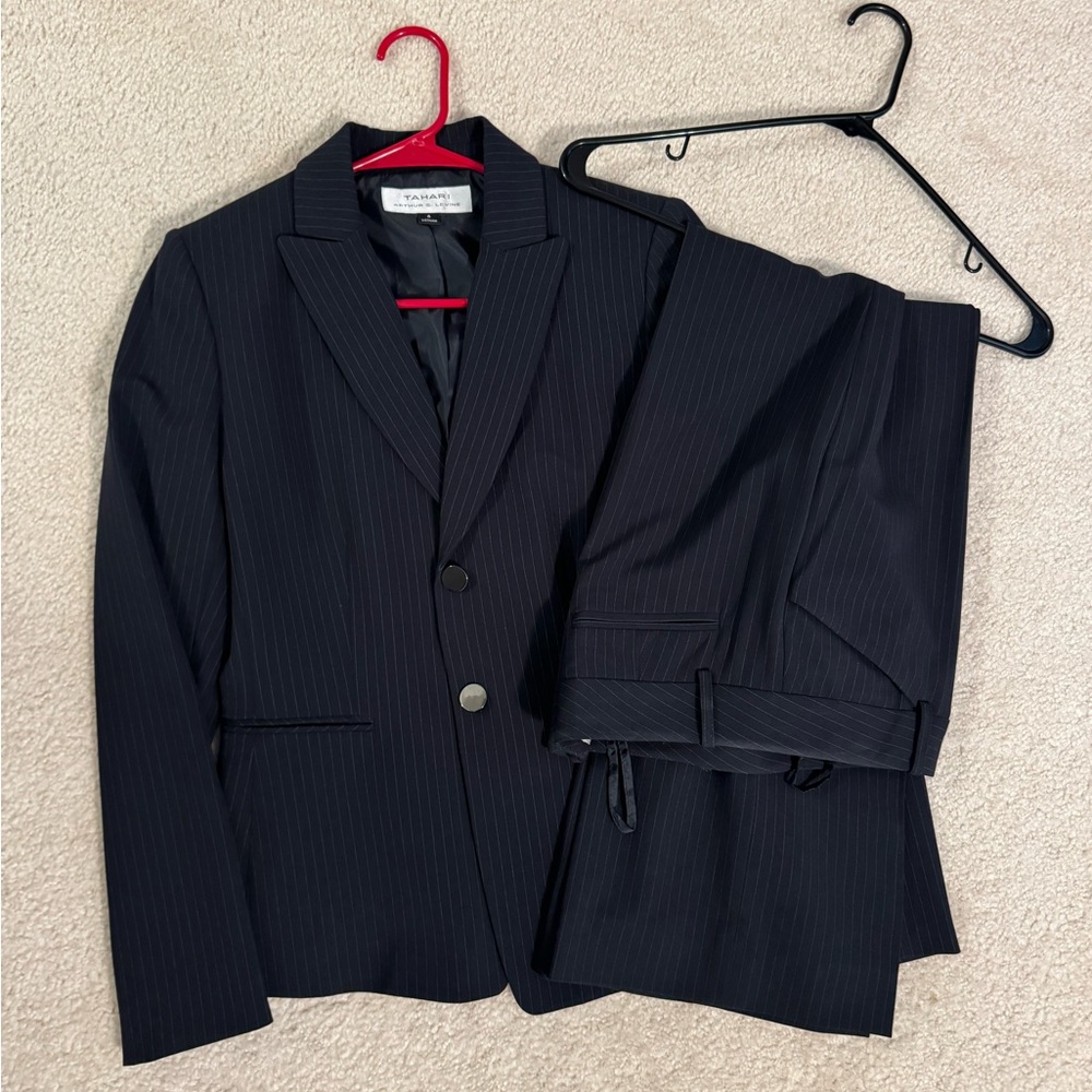 Women’s Suit Separates
